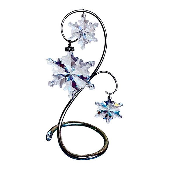 Swarovski Other - Swarovski Snowflakes on Ornament Home Display + 3pc silver tone crystals